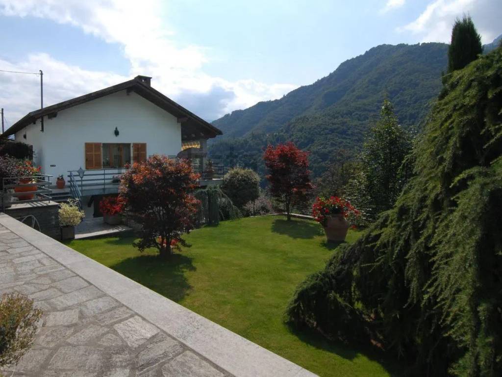casa indipendente in vendita ad Angrogna