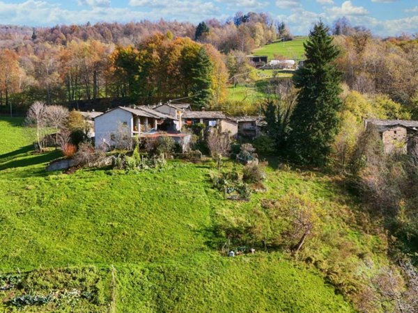 casa indipendente in vendita ad Angrogna