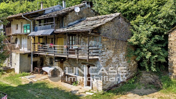 casa indipendente in vendita ad Angrogna