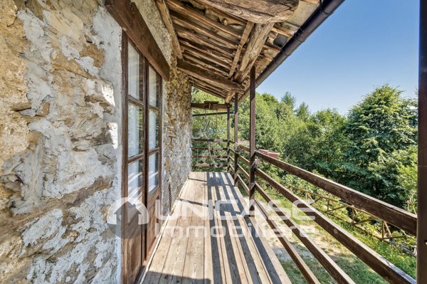 casa indipendente in vendita ad Angrogna