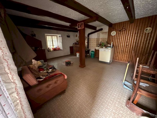 casa indipendente in vendita ad Angrogna