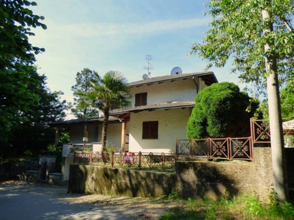 casa indipendente in vendita ad Angrogna