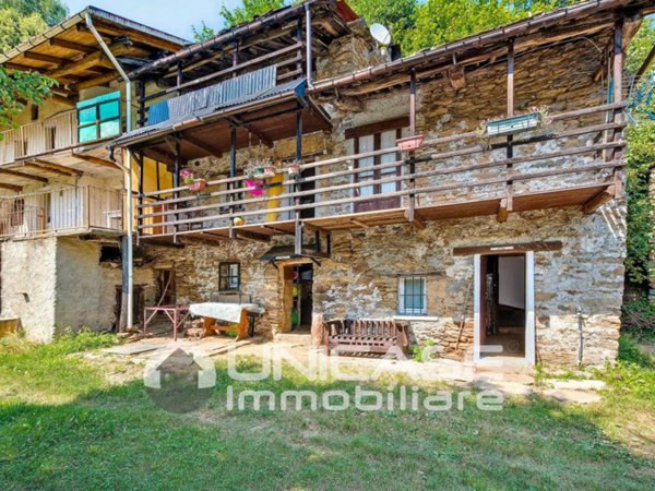 casa indipendente in vendita ad Angrogna