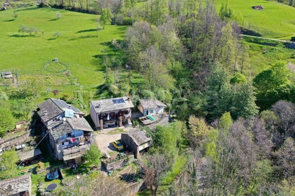 appartamento in vendita ad Angrogna in zona Serre