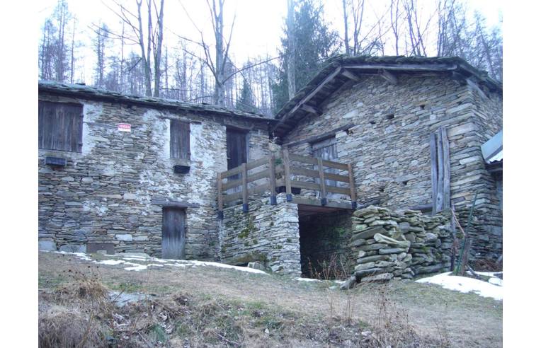 casa indipendente in vendita ad Angrogna