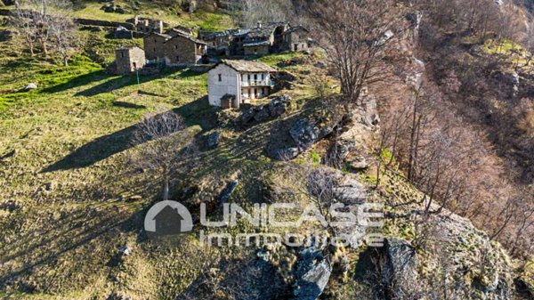 appartamento in vendita ad Angrogna