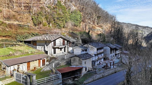 appartamento in vendita ad Angrogna in zona Serre
