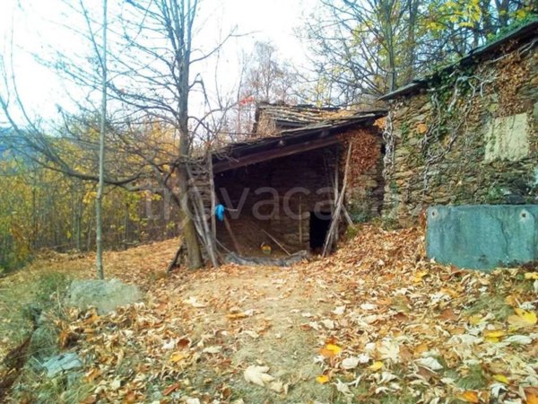 casa indipendente in vendita ad Angrogna
