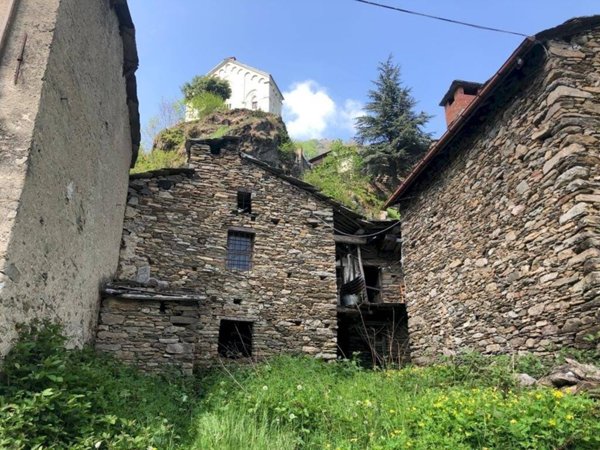 casale in vendita ad Angrogna in zona Baussan