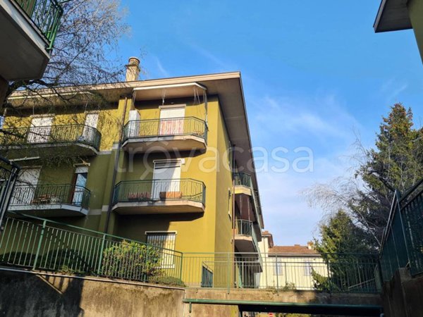 appartamento in vendita a Presezzo