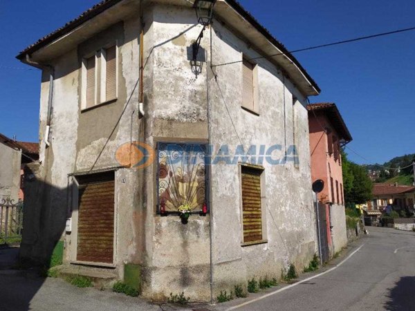 casa indipendente in vendita a Presezzo