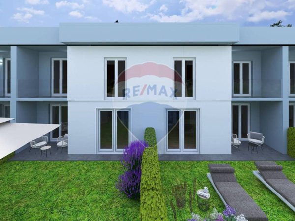 casa indipendente in vendita a Presezzo
