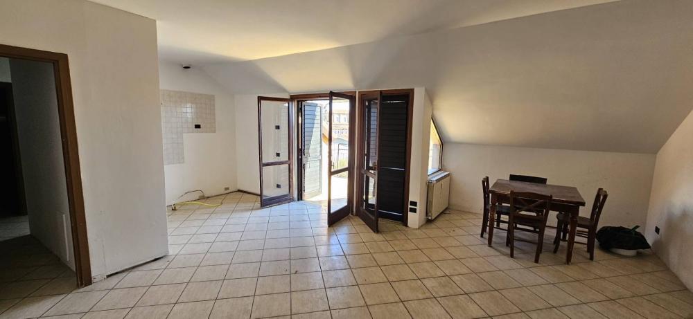 appartamento in vendita a Presezzo