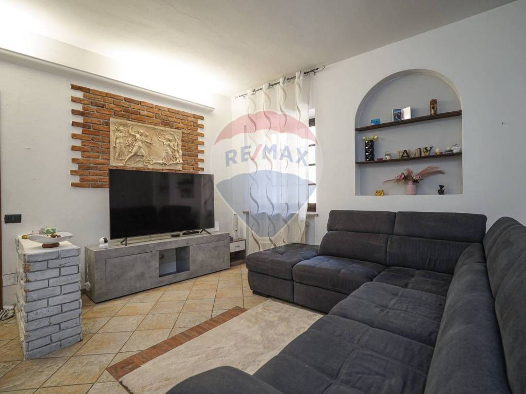 casa indipendente in vendita a Presezzo