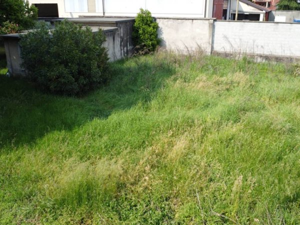 casa indipendente in vendita a Presezzo