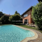 casa indipendente in vendita a Presezzo