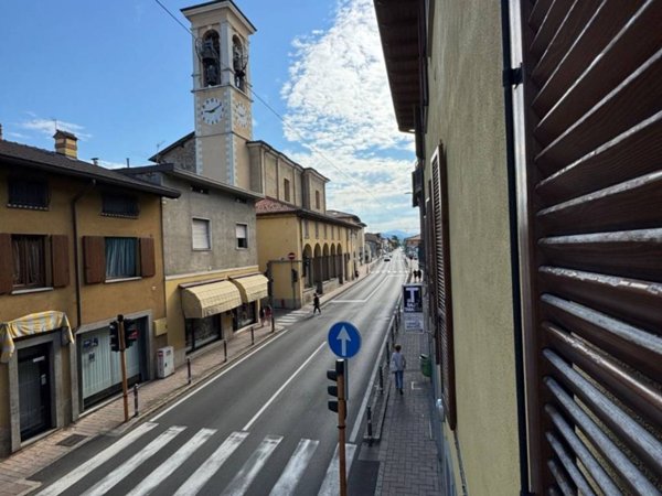 appartamento in vendita a Presezzo