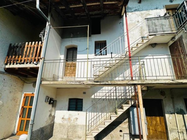 casa indipendente in vendita a Presezzo