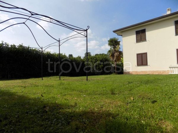 appartamento in vendita a Presezzo