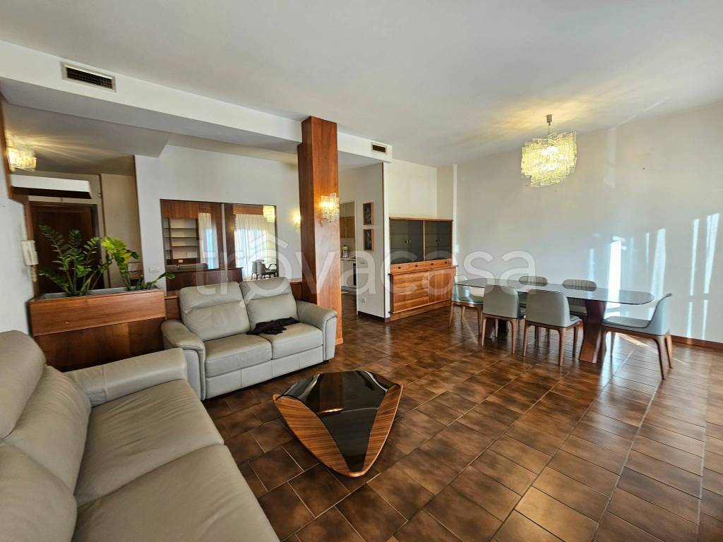 appartamento in vendita a Presezzo