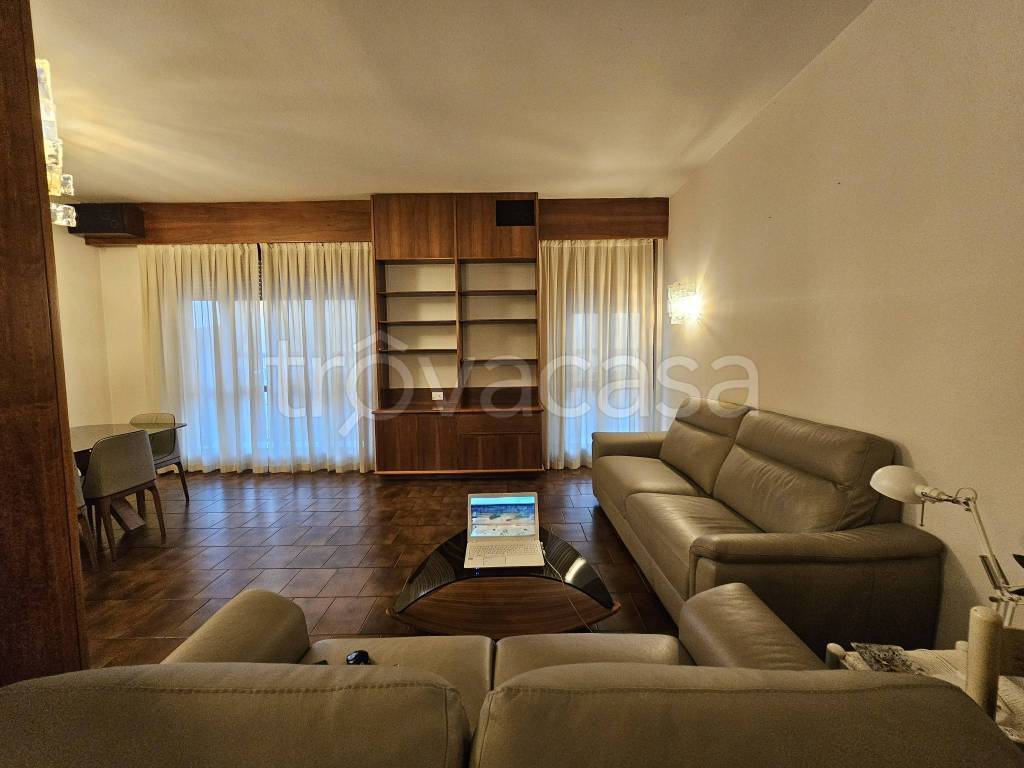 appartamento in vendita a Presezzo