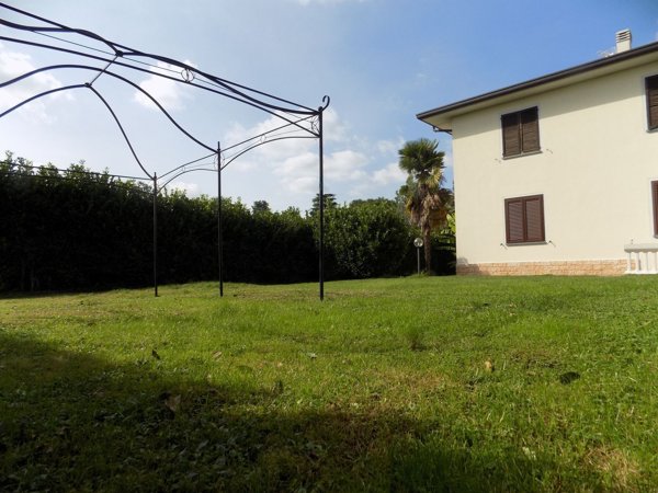 appartamento in vendita a Presezzo