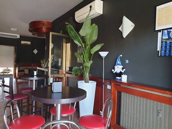 negozio in vendita a Presezzo