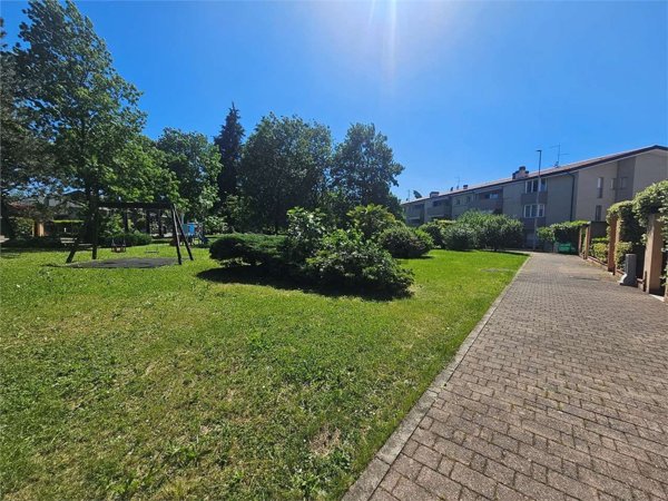 appartamento in vendita a Presezzo