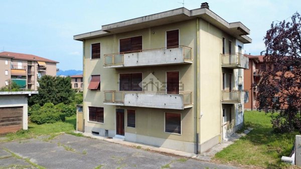 casa indipendente in vendita a Presezzo