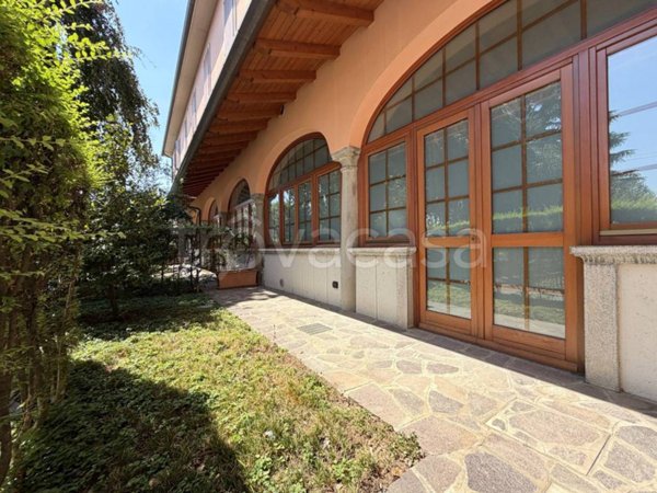 appartamento in vendita a Presezzo