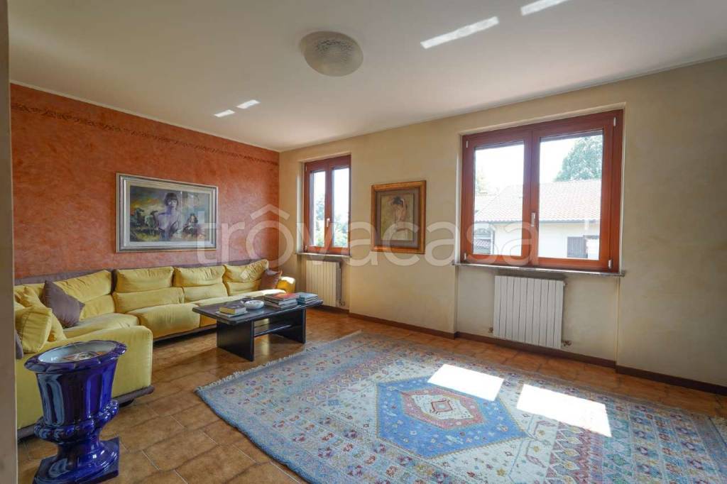 appartamento in vendita a Presezzo