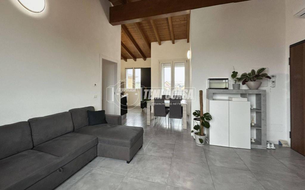 appartamento in vendita a Pumenengo