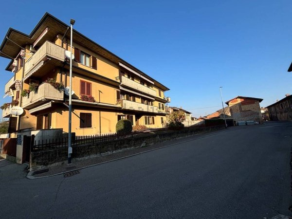 appartamento in vendita a Pumenengo