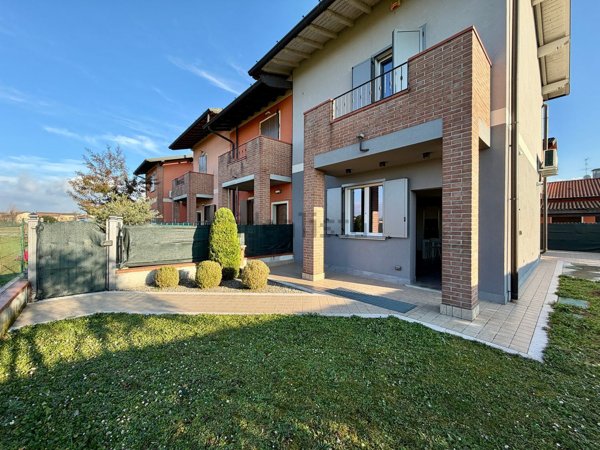 casa indipendente in vendita a Pumenengo