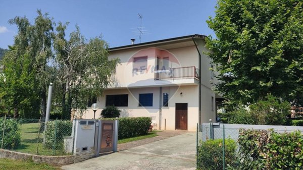 casa indipendente in vendita a Ranica