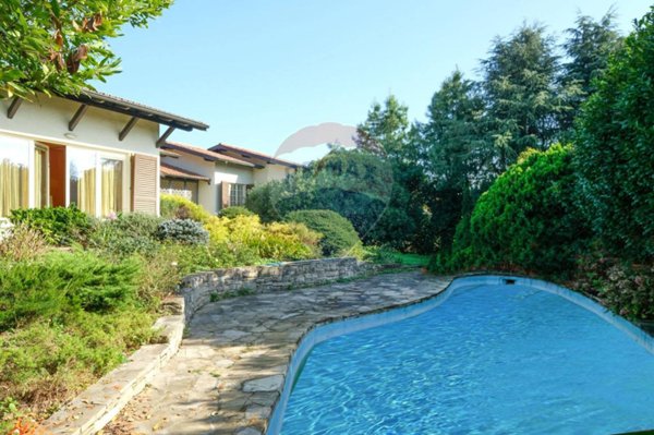 casa indipendente in vendita a Ranica