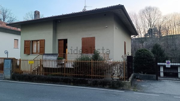 casa indipendente in vendita a Ranica