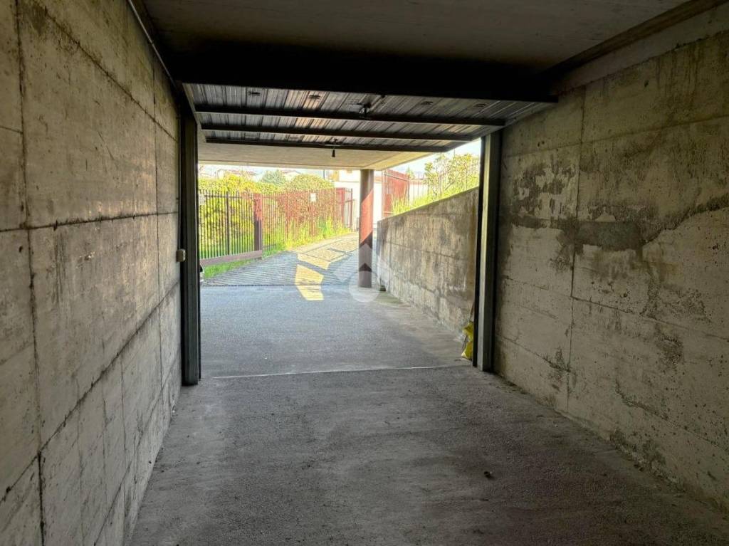 locale di sgombero in vendita a Ranica