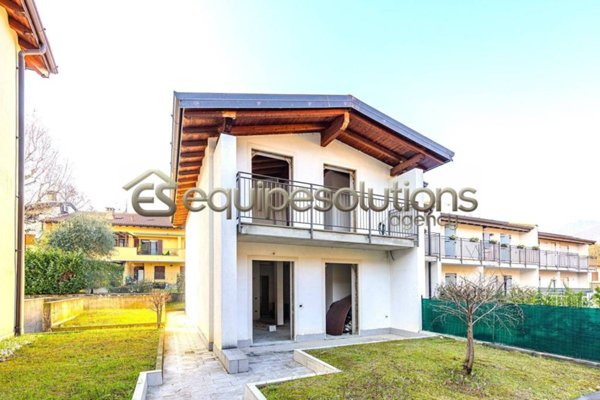 casa indipendente in vendita a Ranica