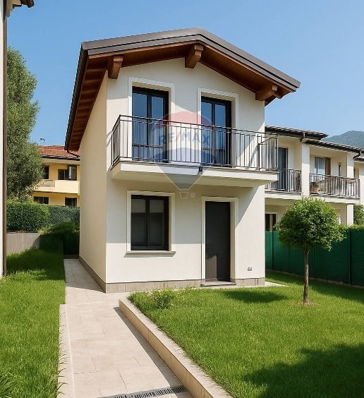 casa indipendente in vendita a Ranica