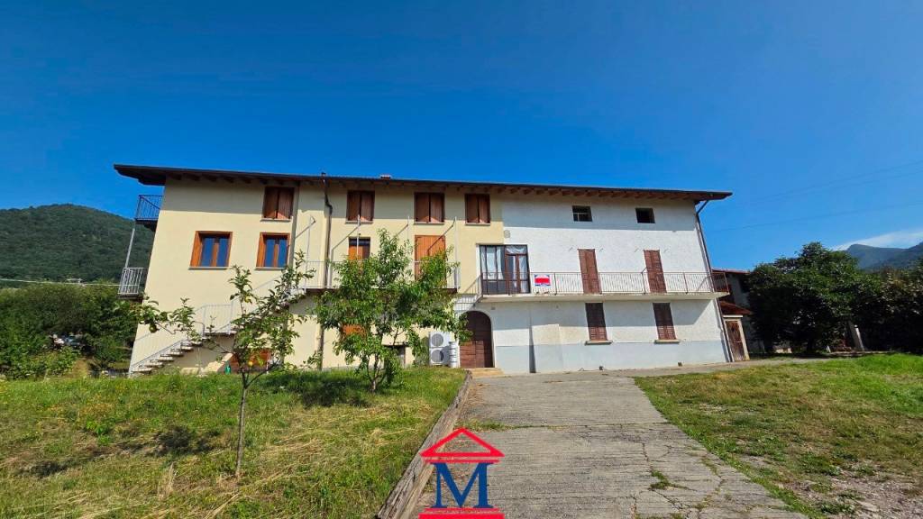 casa indipendente in vendita a Ranica