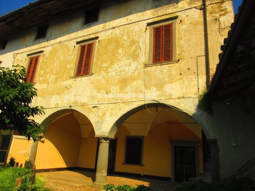intera palazzina in vendita a Ranzanico