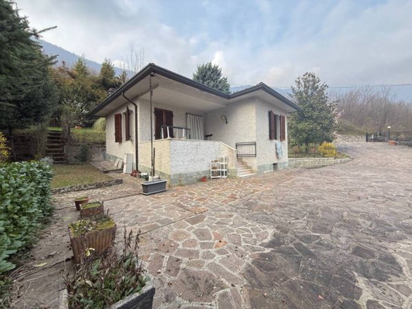 casa indipendente in vendita a Ranzanico