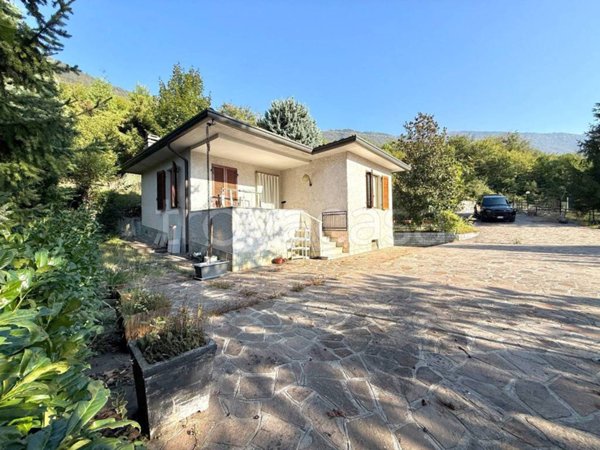 casa indipendente in vendita a Ranzanico