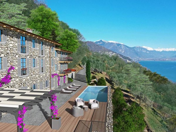 casa indipendente in vendita a Riva di Solto