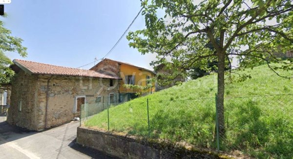 intera palazzina in vendita a Rogno