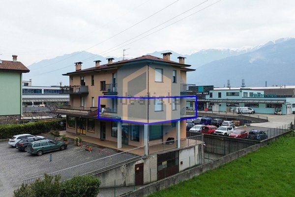 appartamento in vendita a Rogno