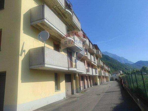 appartamento in vendita a Rogno
