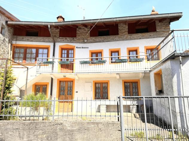 casa indipendente in vendita a Rogno in zona Monti