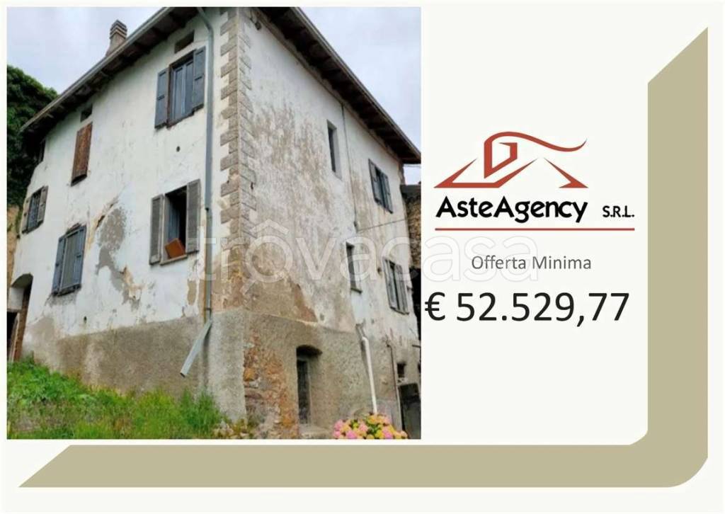 casa indipendente in vendita a Rogno